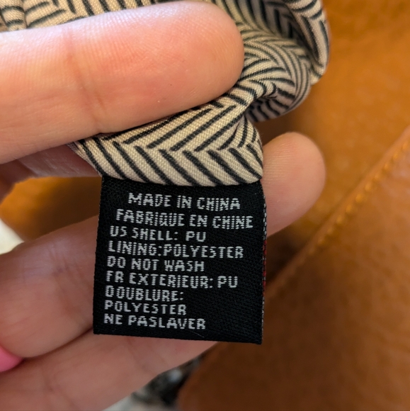 Moda Luxe Melodie Tan Faux Leather Crossbody Clutch - Picture 8 of 11